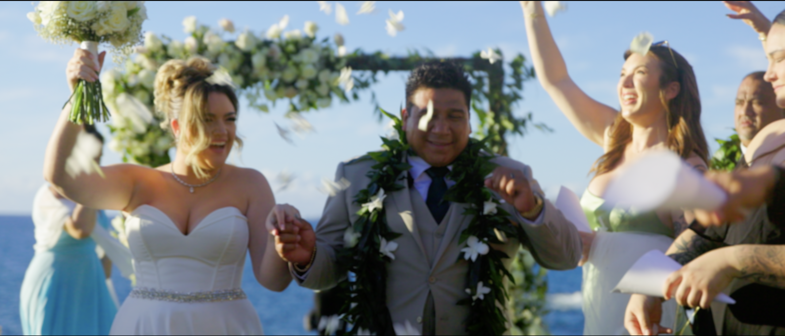 Hawaii destination wedding videographers
